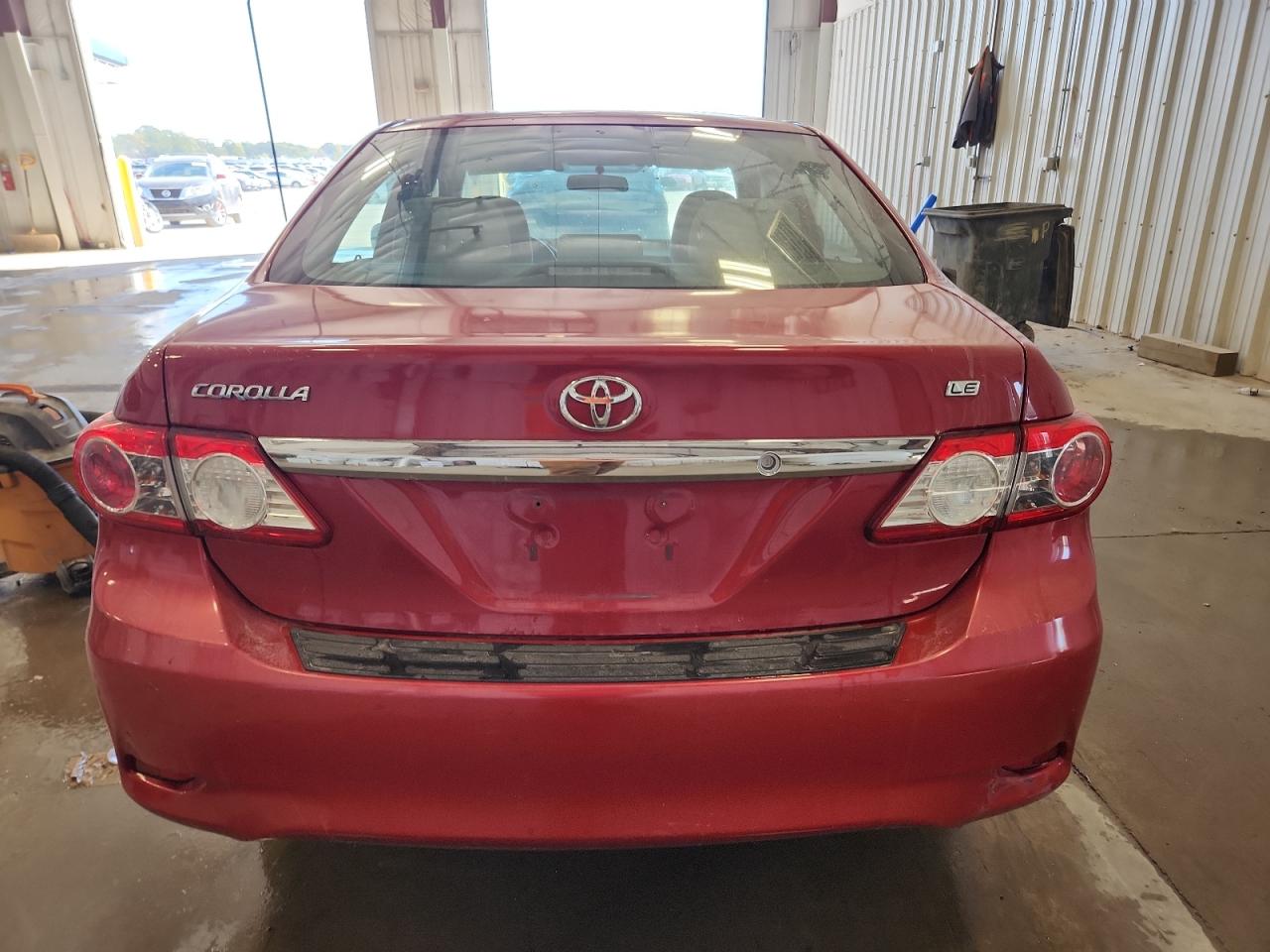 2011 Toyota Corolla Base VIN: 2T1BU4EE0BC647726 Lot: 81853295