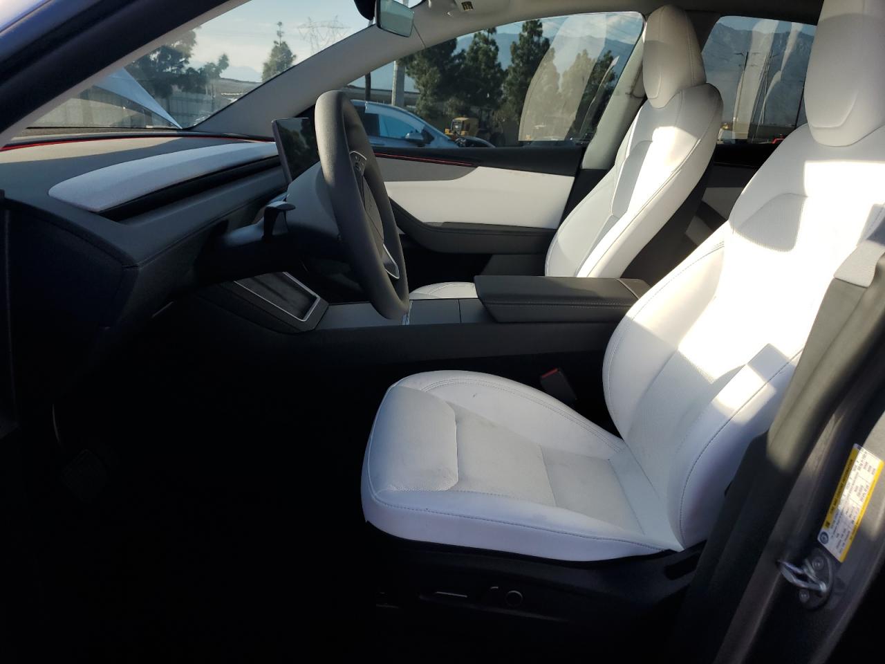 2026 Tesla Model Y VIN: 7SAYGDEE8TF336725 Lot: 81406745