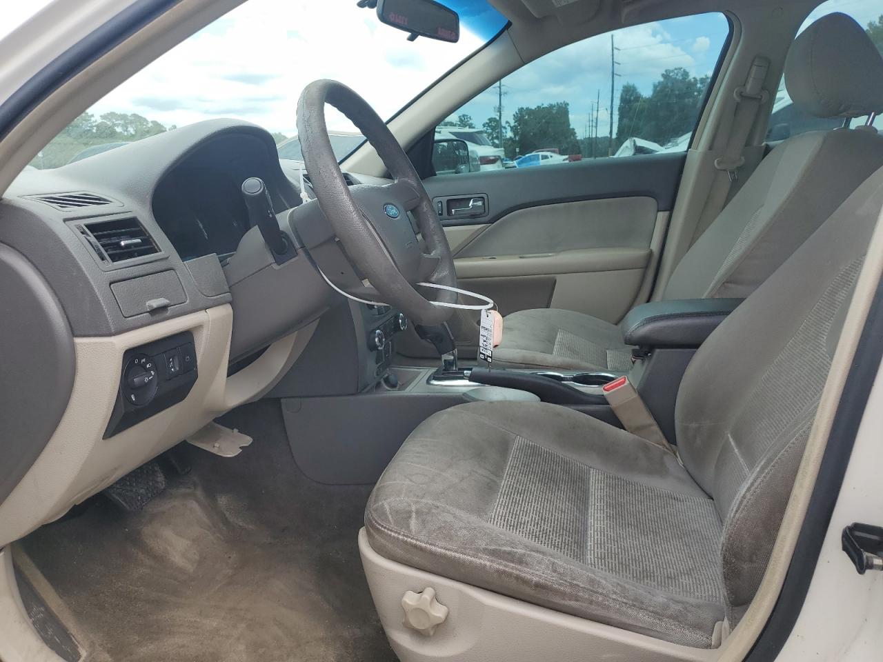 2012 Ford Fusion Se VIN: 3FAHP0HAXCR402517 Lot: 83931115