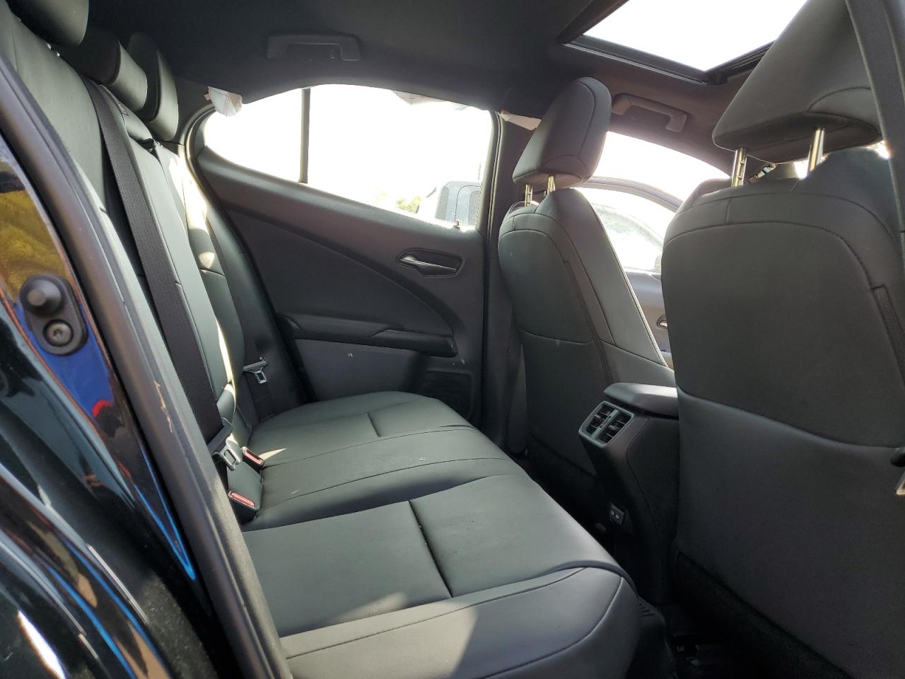 2024 Lexus Ux 250H Premium VIN: JTHP6JBH1R2182118 Lot: 83823805