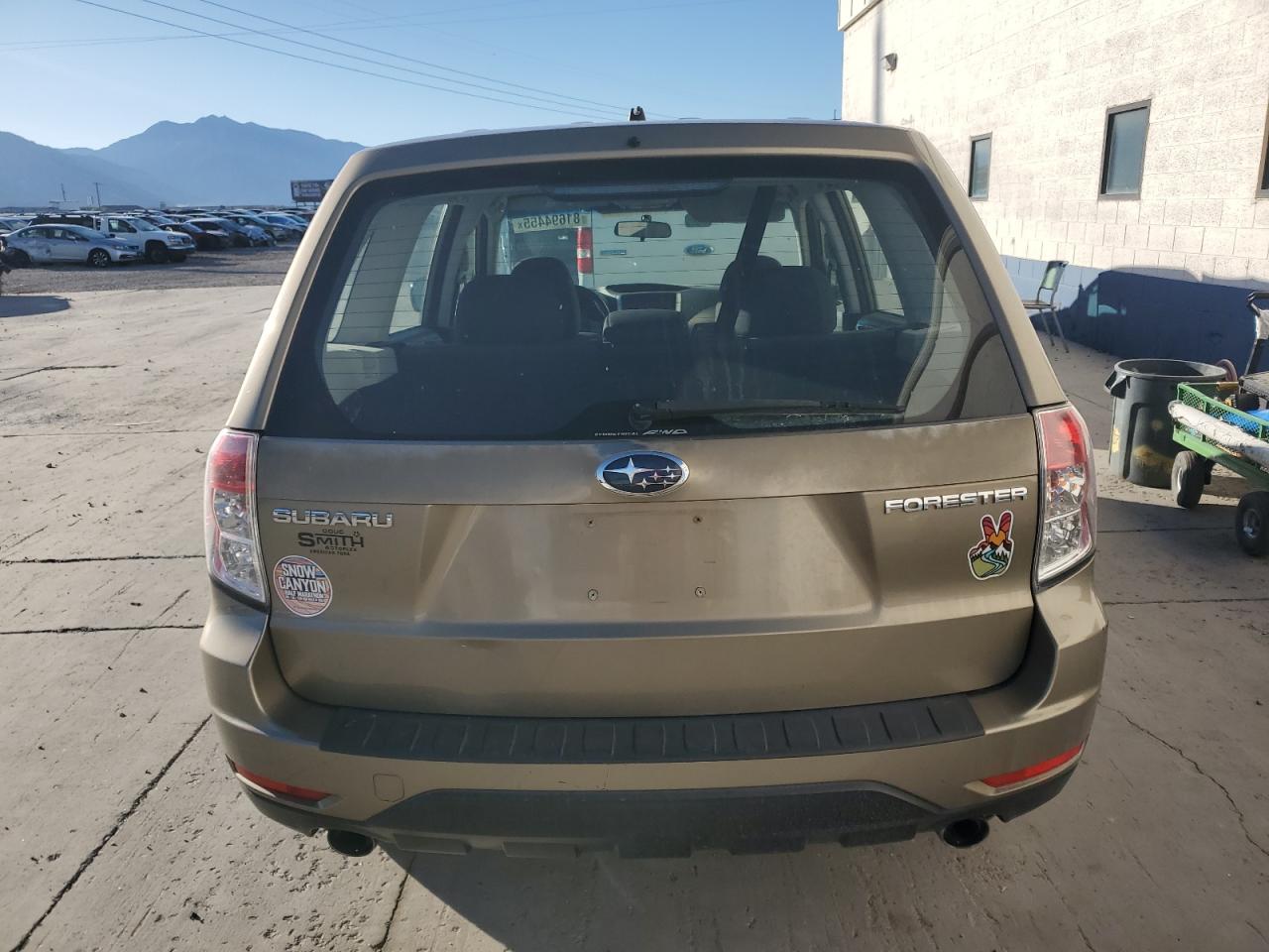 2009 Subaru Forester 2.5X VIN: JF2SH61629H701355 Lot: 81694455