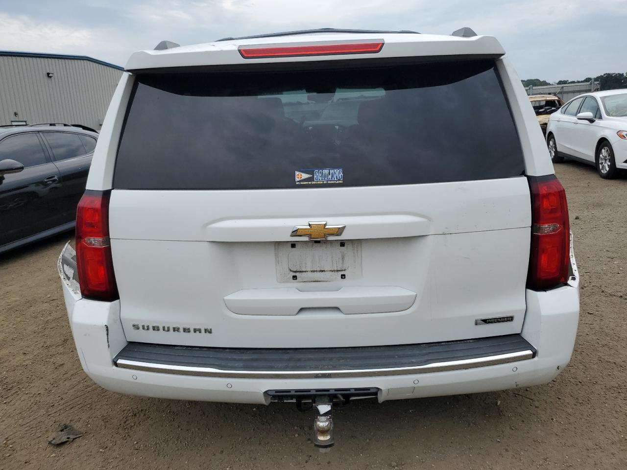 2017 Chevrolet Suburban K1500 Premier VIN: 1GNSKJKC5HR216909 Lot: 81224145