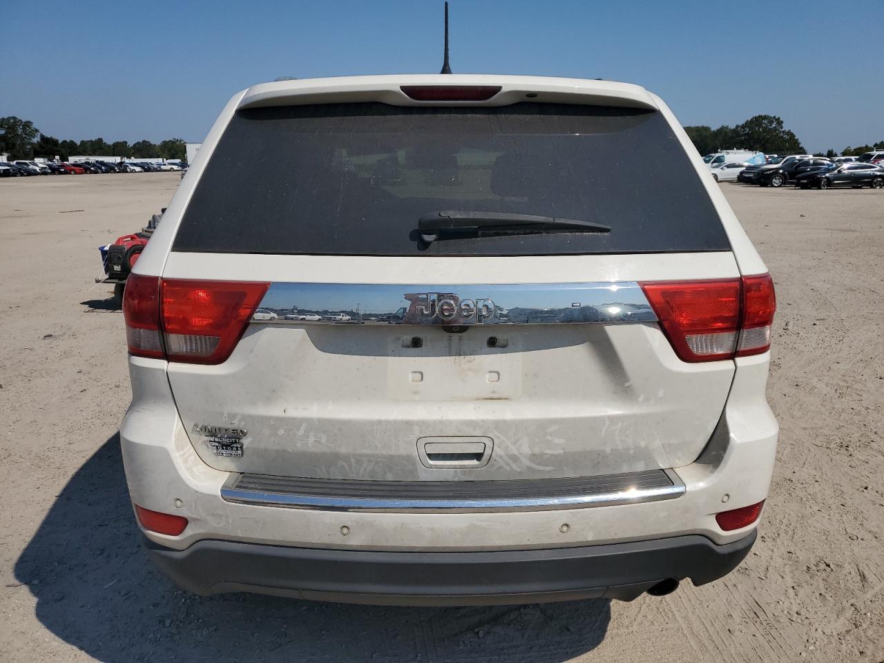 2011 Jeep Grand Cherokee Limited VIN: 1J4RS5GG4BC573268 Lot: 80572085