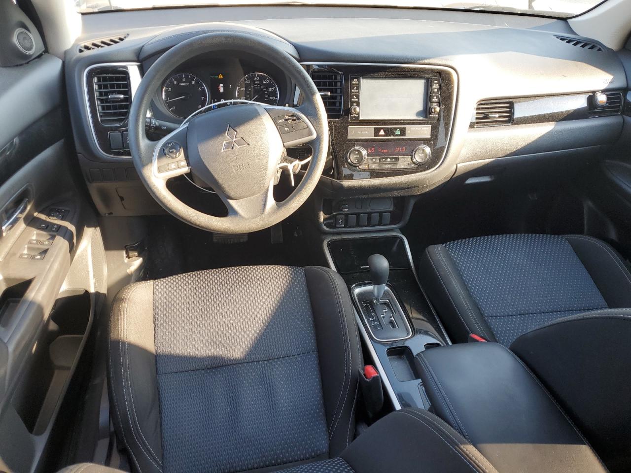 2019 Mitsubishi Outlander Es VIN: JA4AD2A3XKZ037224 Lot: 81562475
