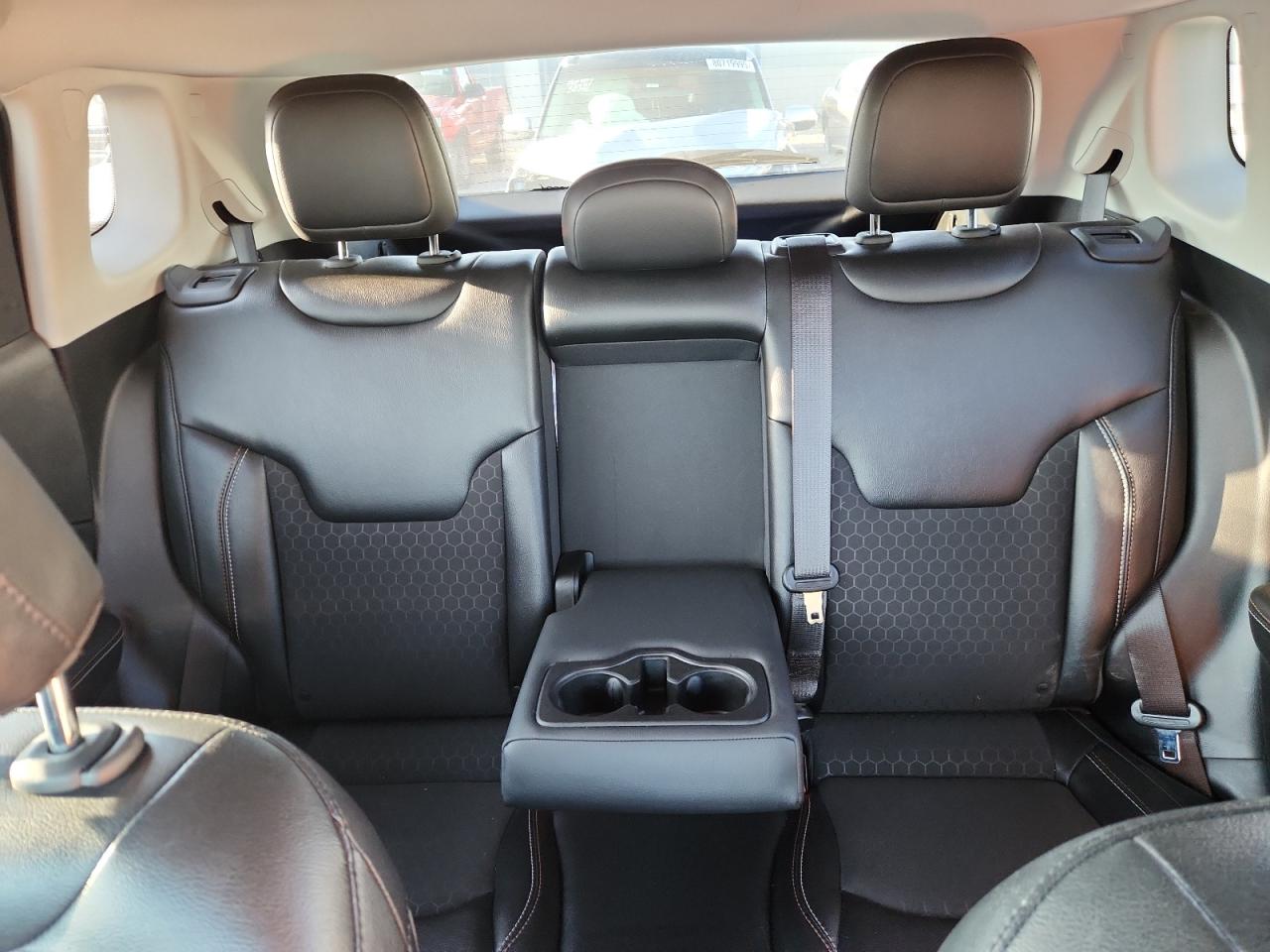 2018 Jeep Compass Latitude VIN: 3C4NJCBB0JT411003 Lot: 80697275