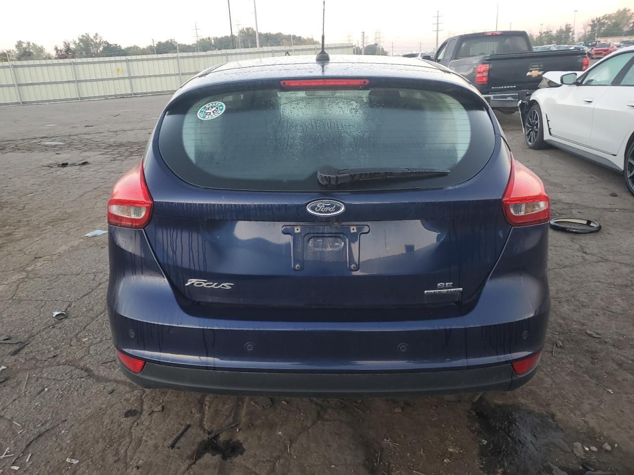 2016 Ford Focus Se VIN: 1FADP3K28GL324387 Lot: 84536205