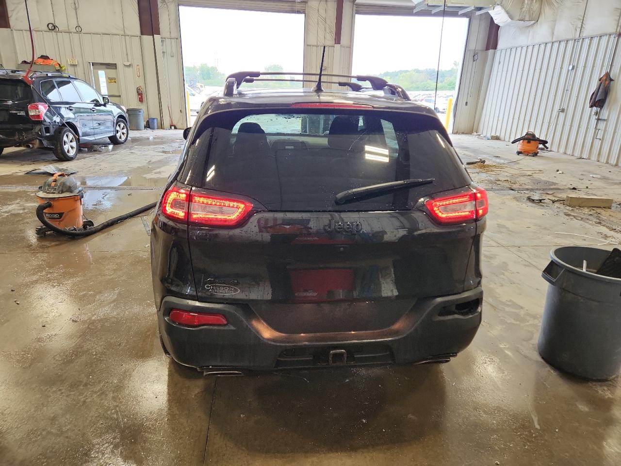 2015 Jeep Cherokee Latitude VIN: 1C4PJMCS4FW750250 Lot: 81687885