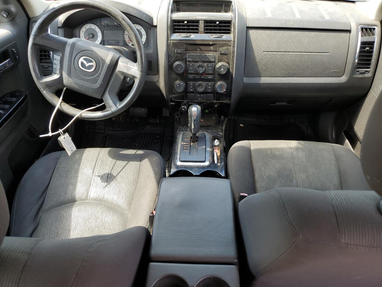 2010 Mazda Tribute I VIN: 4F2CY0C72AKM09136 Lot: 70951185