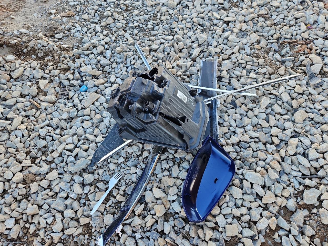 2023 Toyota Corolla Cross Le VIN: 7MUCAAAG2PV060824 Lot: 81826415