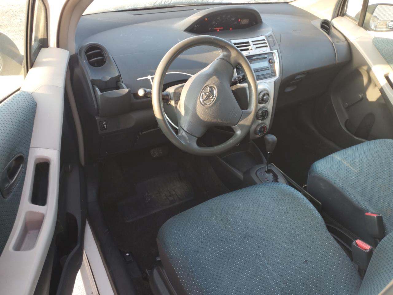 2008 Toyota Yaris VIN: JTDJT923X85158349 Lot: 81060865