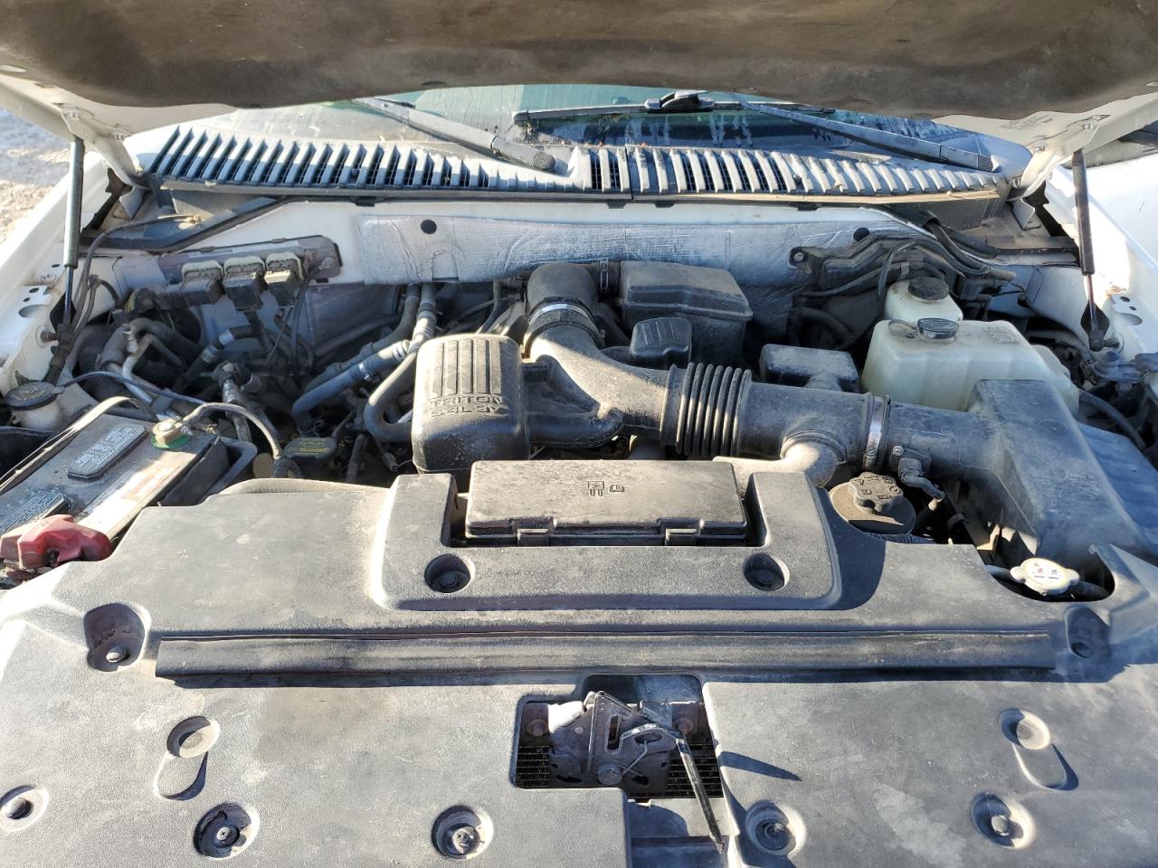 2011 Ford Expedition El Xlt VIN: 1FMJK1J51BEF43521 Lot: 81866995