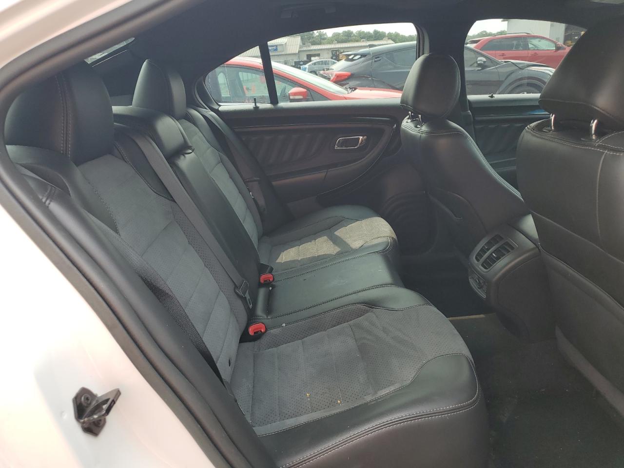 2015 Ford Taurus Sho VIN: 1FAHP2KT5FG150502 Lot: 70816615