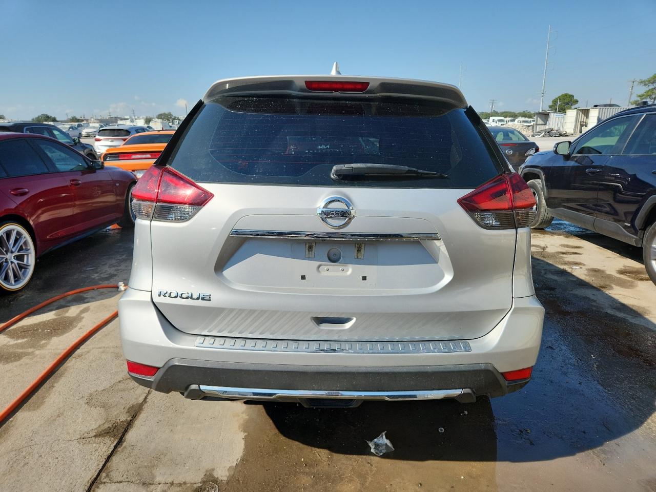 2019 Nissan Rogue S VIN: 5N1AT2MT4KC831848 Lot: 80113795