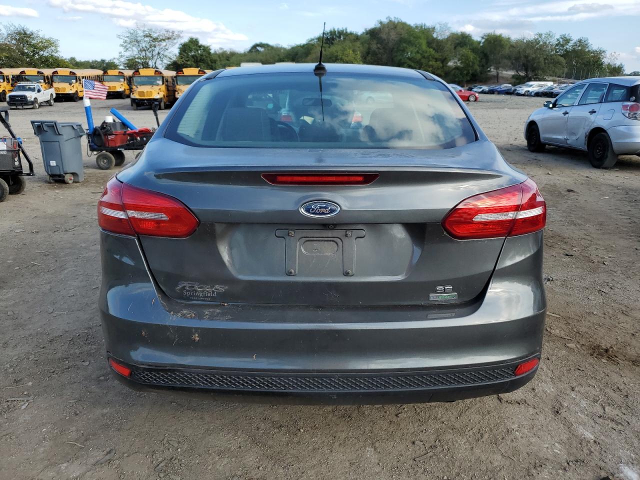 2017 Ford Focus Se VIN: 1FADP3FE6HL227310 Lot: 81876505