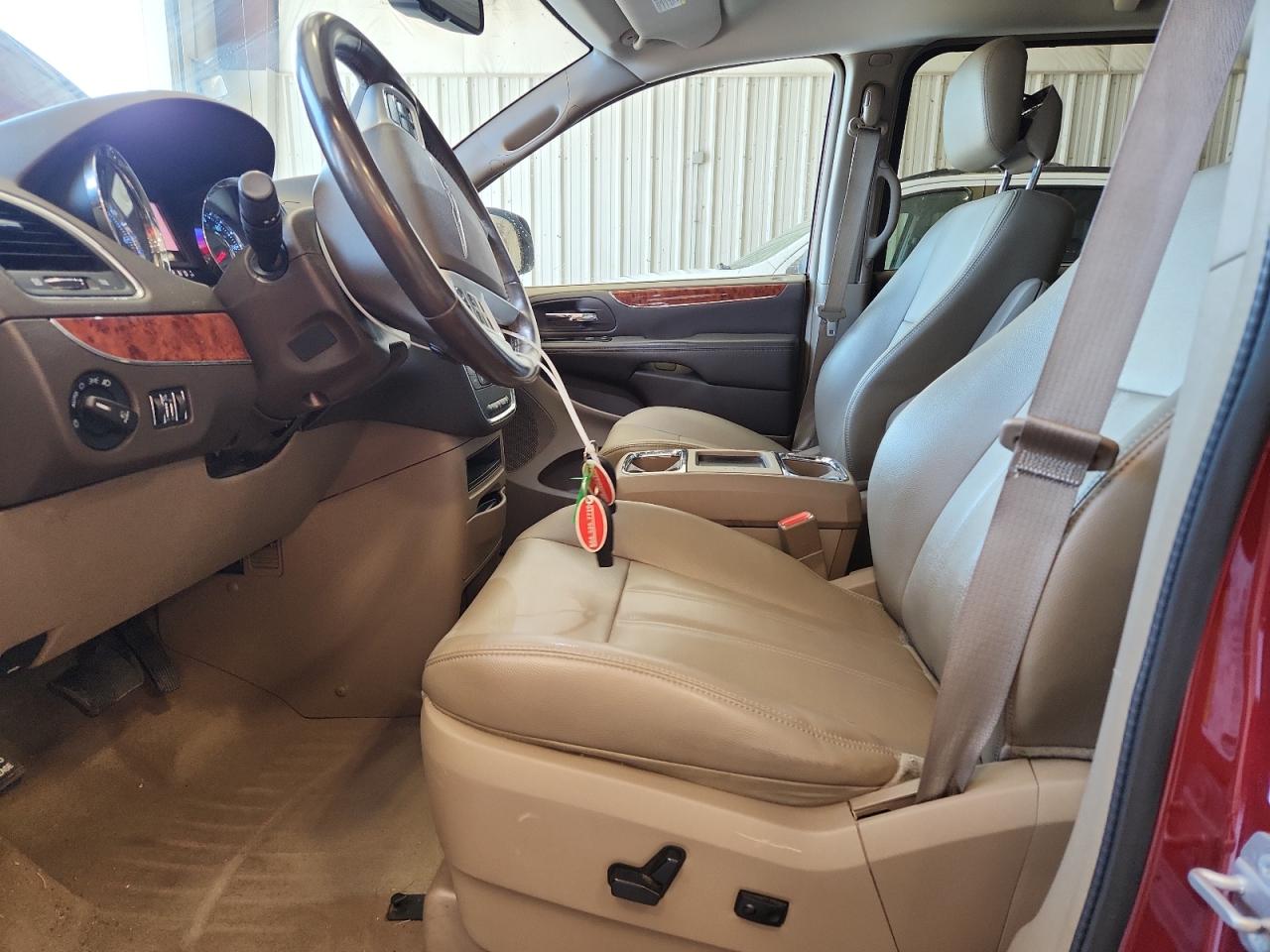 2015 Chrysler Town & Country Touring VIN: 2C4RC1BGXFR562744 Lot: 80259995