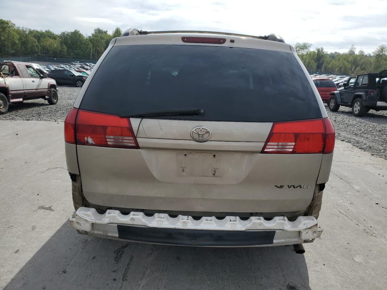 2004 Toyota Sienna Ce VIN: 5TDZA23C74S165584 Lot: 81814225
