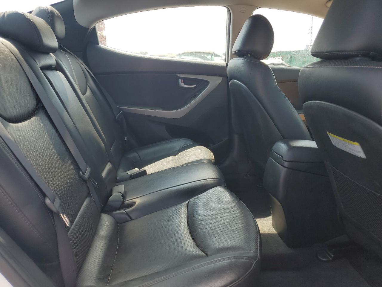 2014 Hyundai Elantra Se VIN: 5NPDH4AE4EH484227 Lot: 70944115