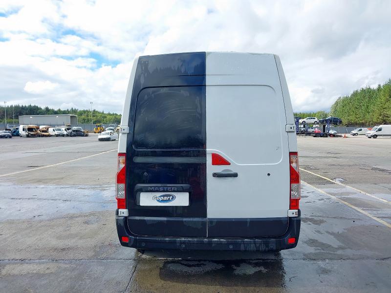 2016 RENAULT MASTER BUSINESS