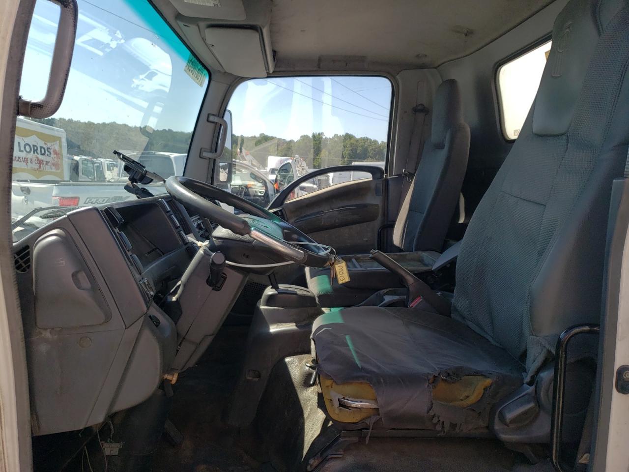 2010 Isuzu Npr - Trucks VIN: JALE5W167A7901452 Lot: 70670065