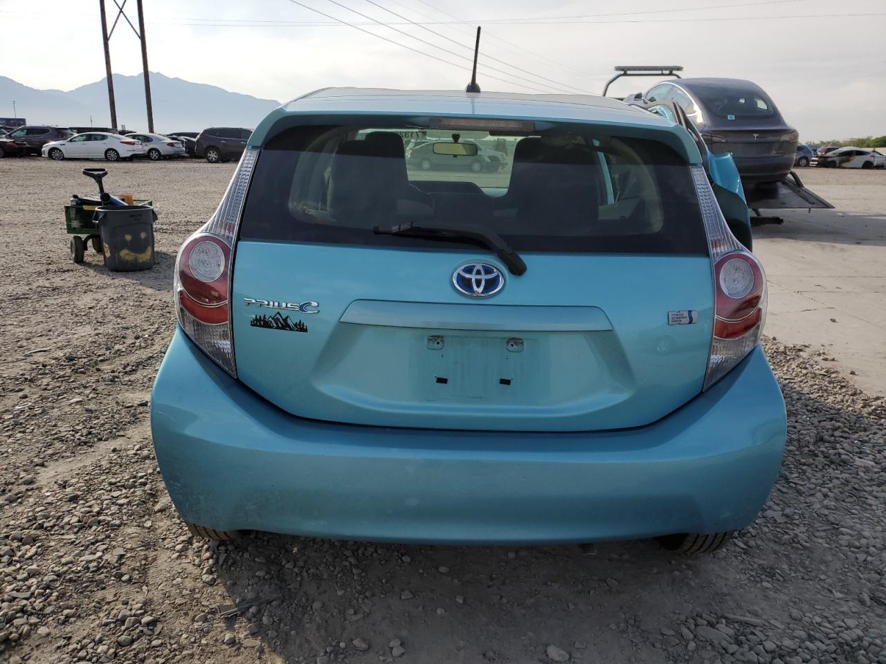 2014 Toyota Prius C VIN: JTDKDTB34E1084508 Lot: 71325905