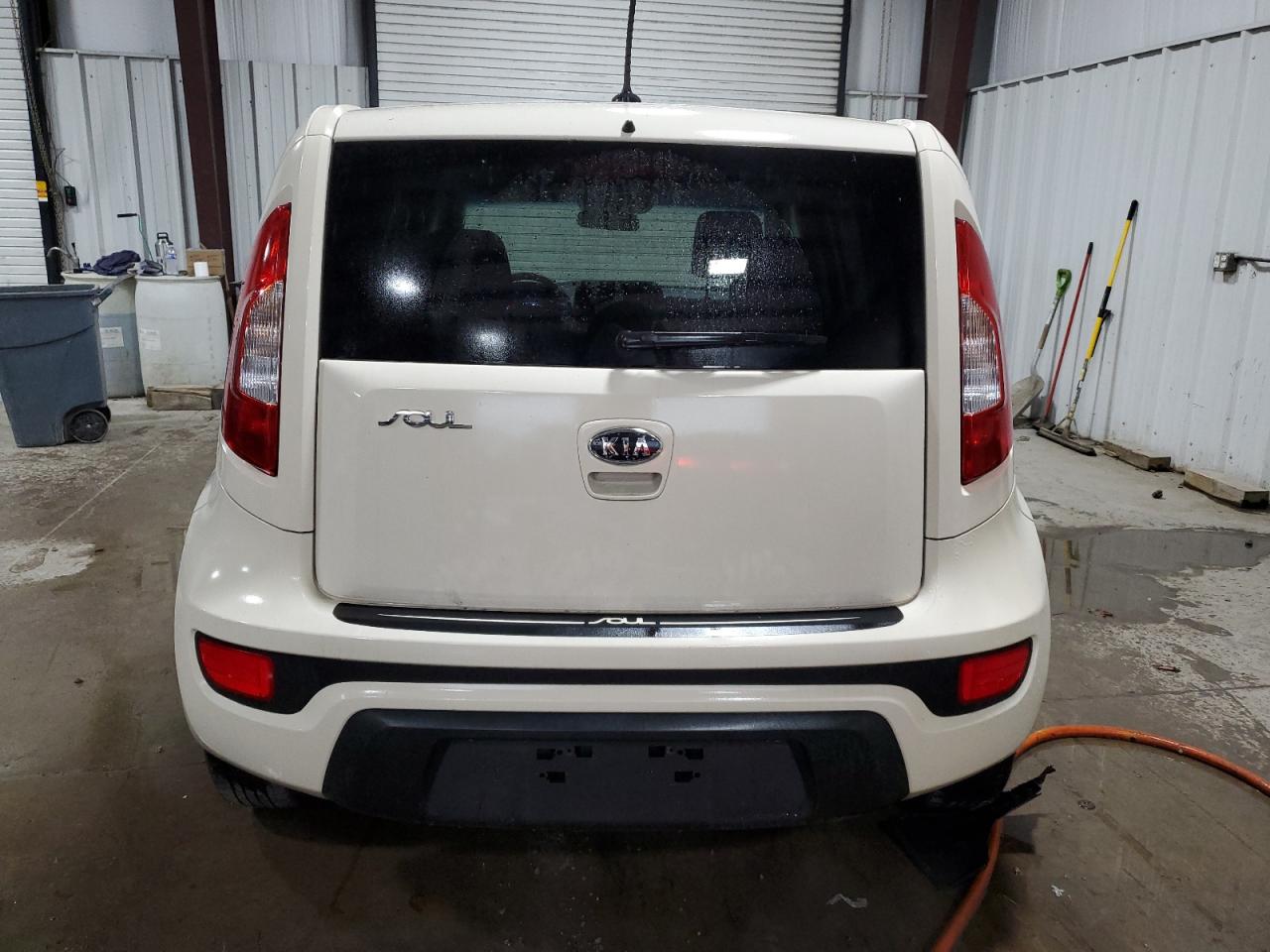 2012 Kia Soul VIN: KNDJT2A52C7441481 Lot: 81666095