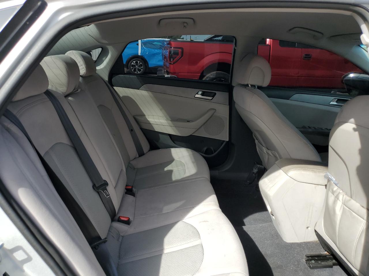 2015 Hyundai Sonata Se VIN: 5NPE24AF5FH088646 Lot: 82125955