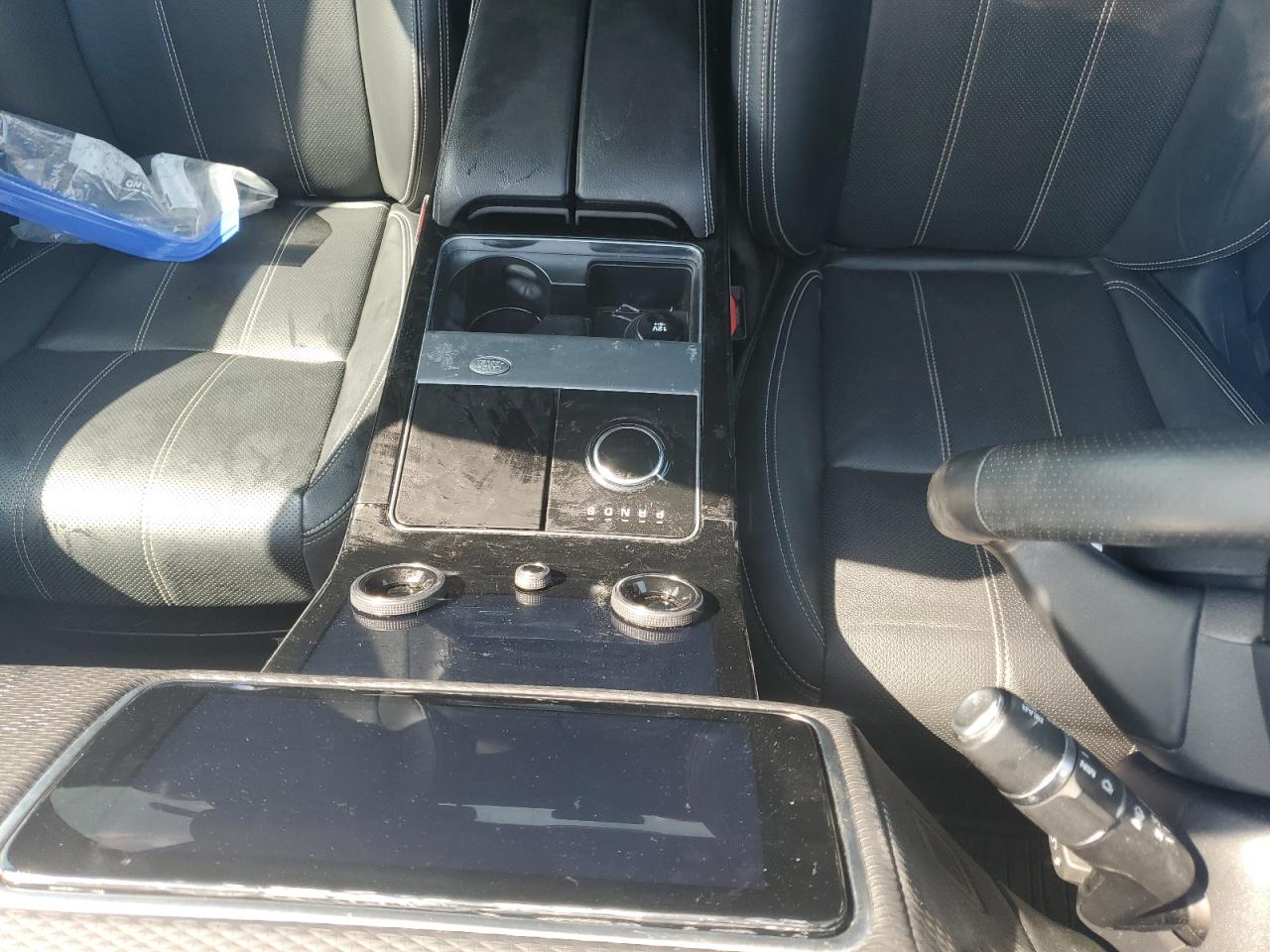 2019 Land Rover Range Rover Velar S VIN: SALYB2EX9KA210083 Lot: 71817515