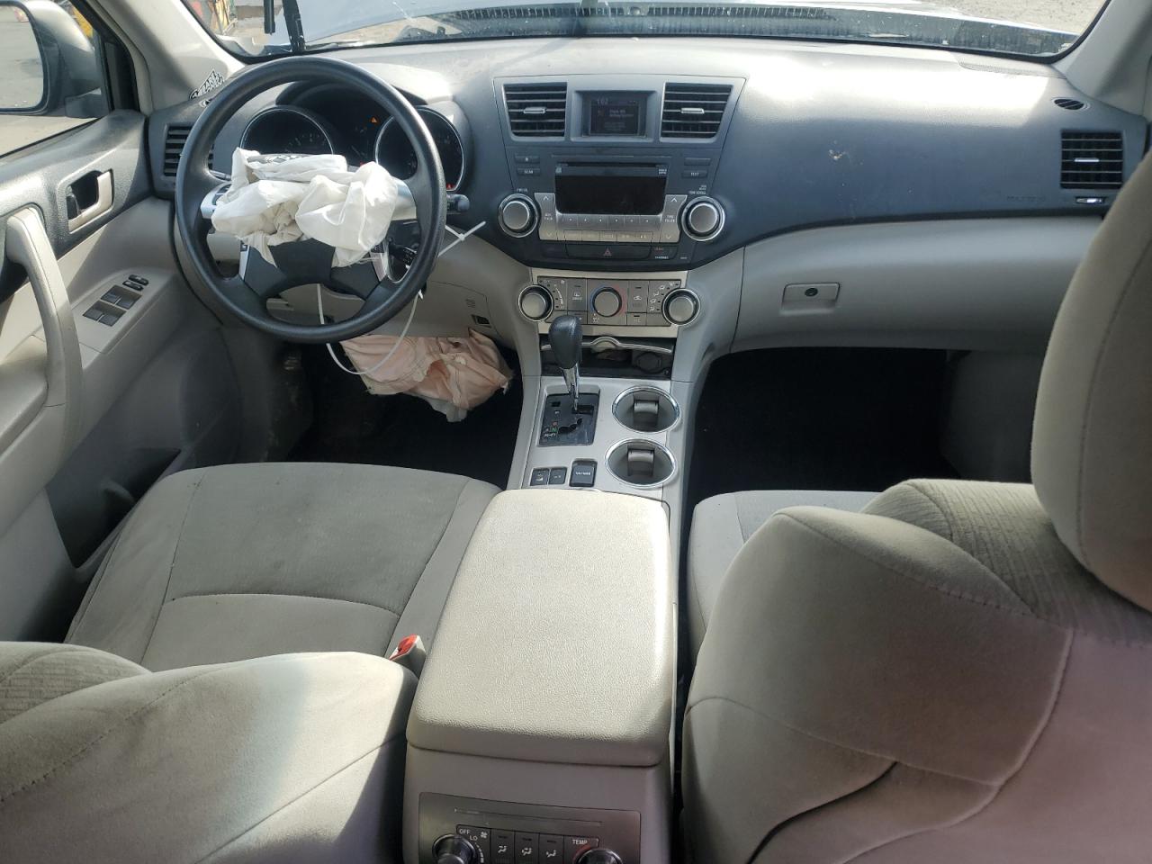 2011 Toyota Highlander Base VIN: 5TDBK3EH5BS079121 Lot: 84205695