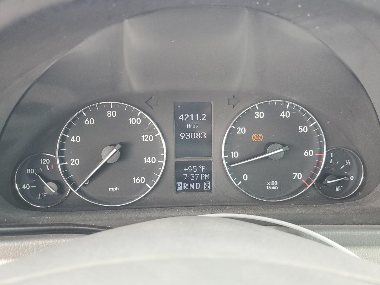 2005 Mercedes-Benz C 240 VIN: WDBRF61J35F580329 Lot: 82054485