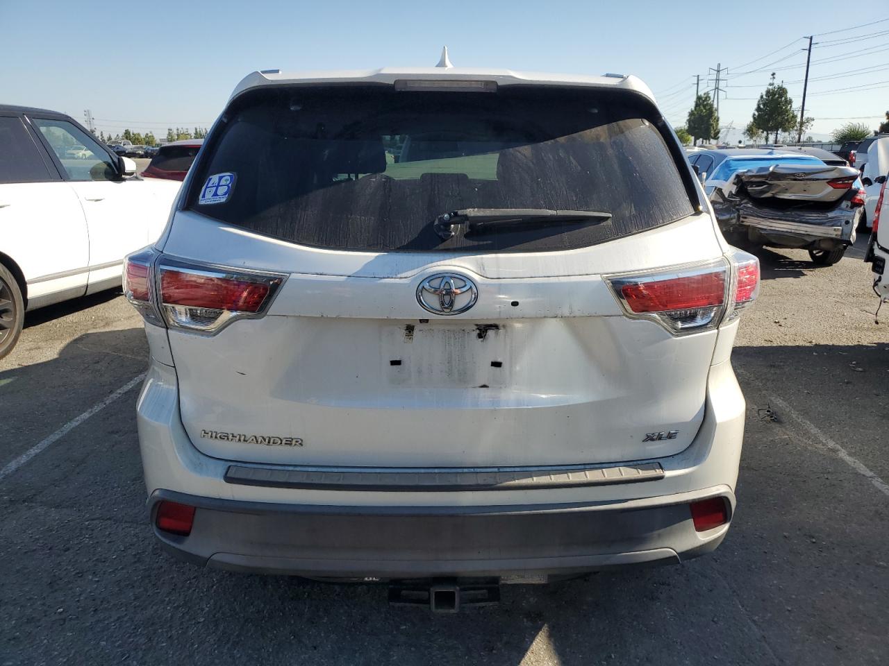 2015 Toyota Highlander Xle VIN: 5TDKKRFHXFS095578 Lot: 71628245