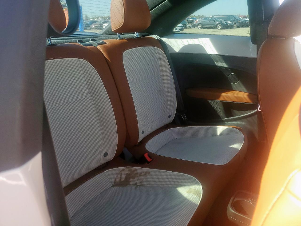 2017 Volkswagen Beetle 1.8T VIN: 3VWF17AT4HM618856 Lot: 71931125