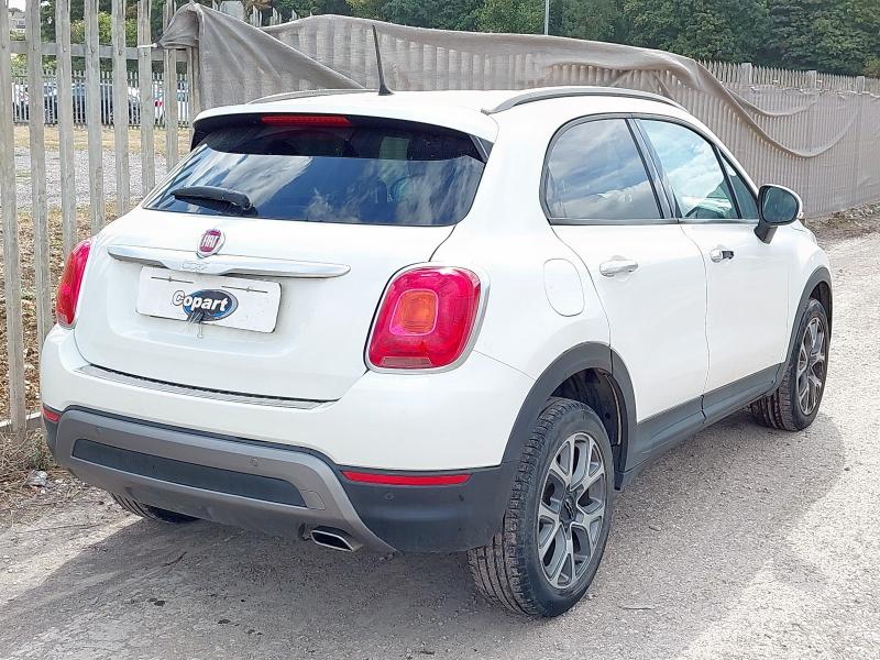 2016 FIAT 500X CROSS