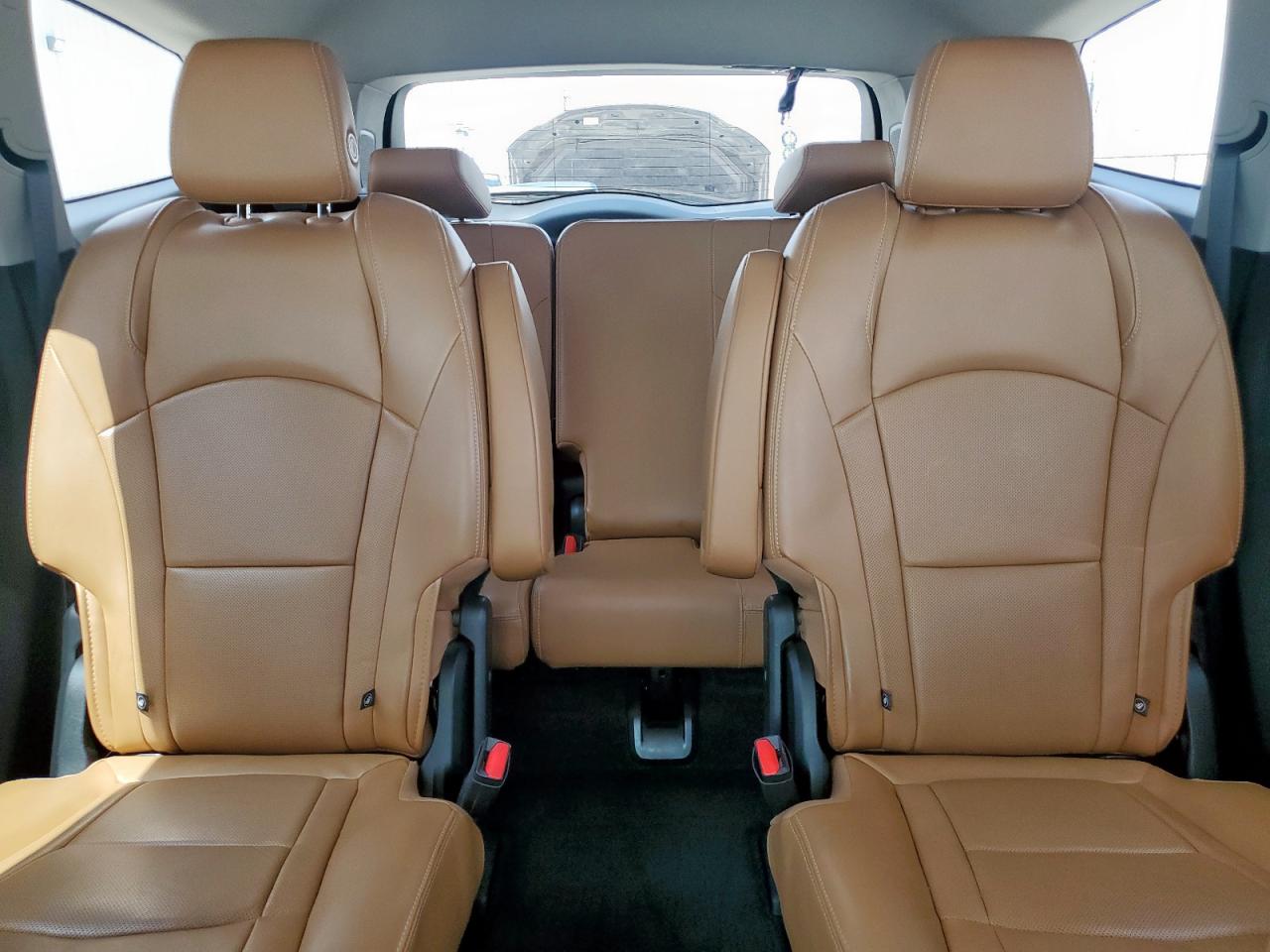 2018 Buick Enclave Premium VIN: 5GAEVBKW8JJ225865 Lot: 71221915