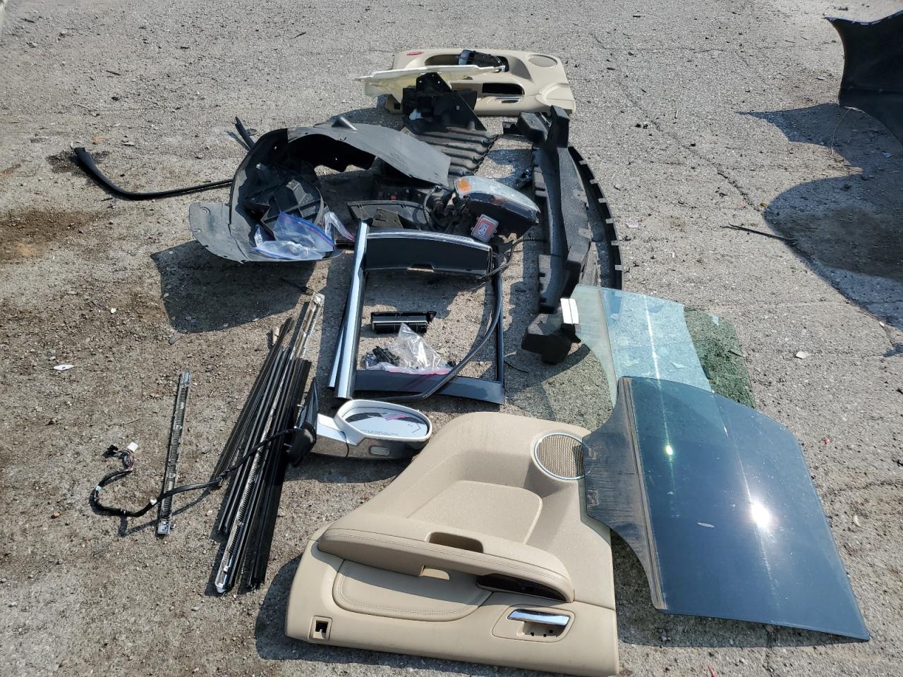 2012 Cadillac Escalade Luxury VIN: 1GYS3BEF4CR106048 Lot: 70848125