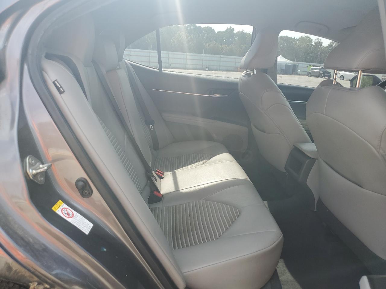 2019 Toyota Camry L VIN: 4T1B11HK2KU716942 Lot: 84438645