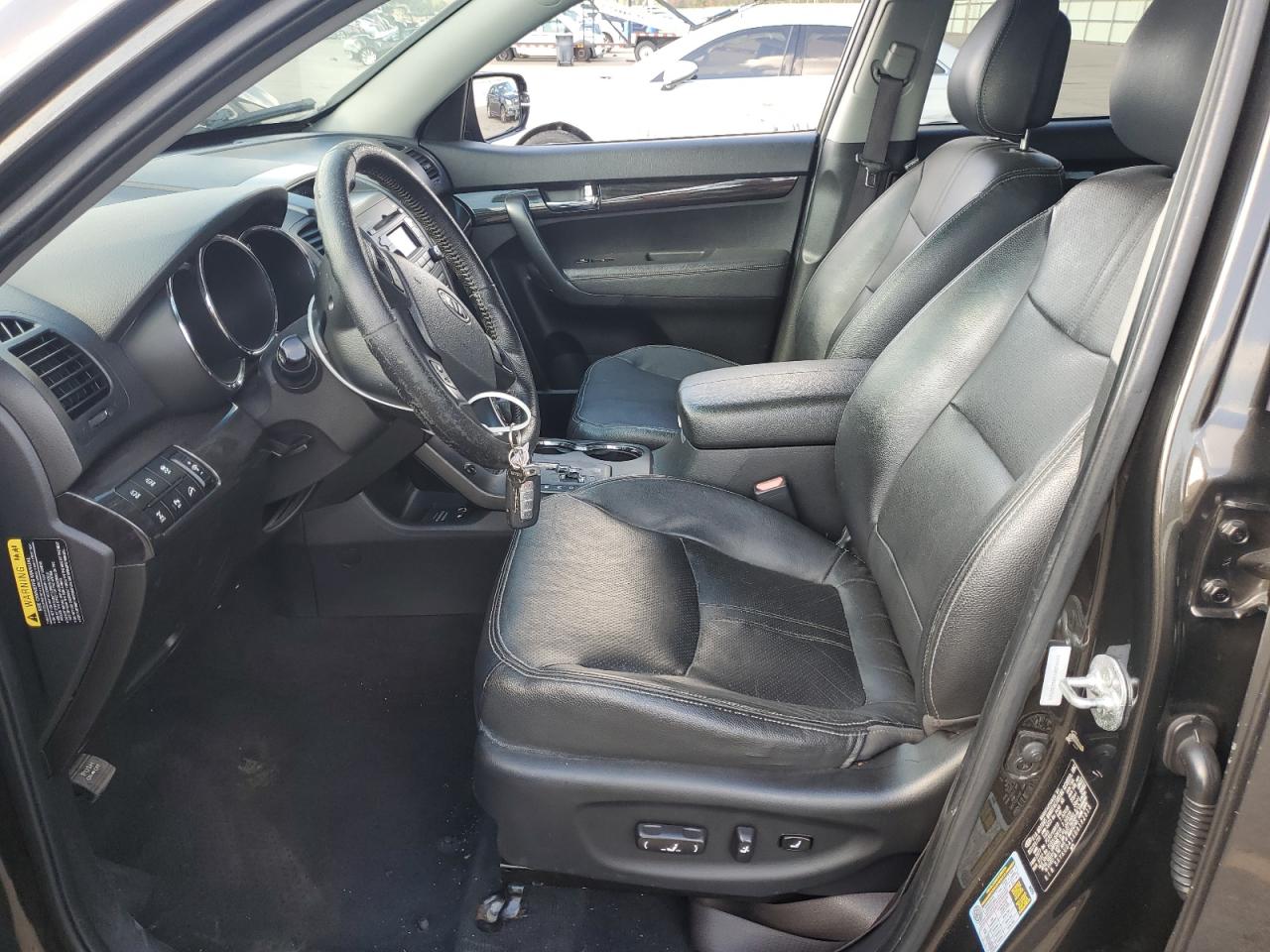 2011 Kia Sorento Ex VIN: 5XYKUDA1XBG132515 Lot: 81384325