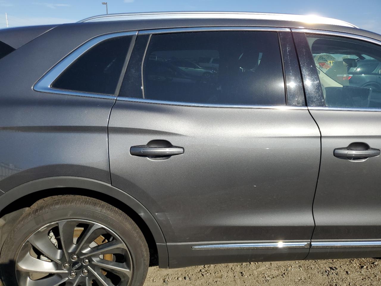 2022 Lincoln Nautilus Reserve VIN: 2LMPJ8KP0NBL17058 Lot: 84255105