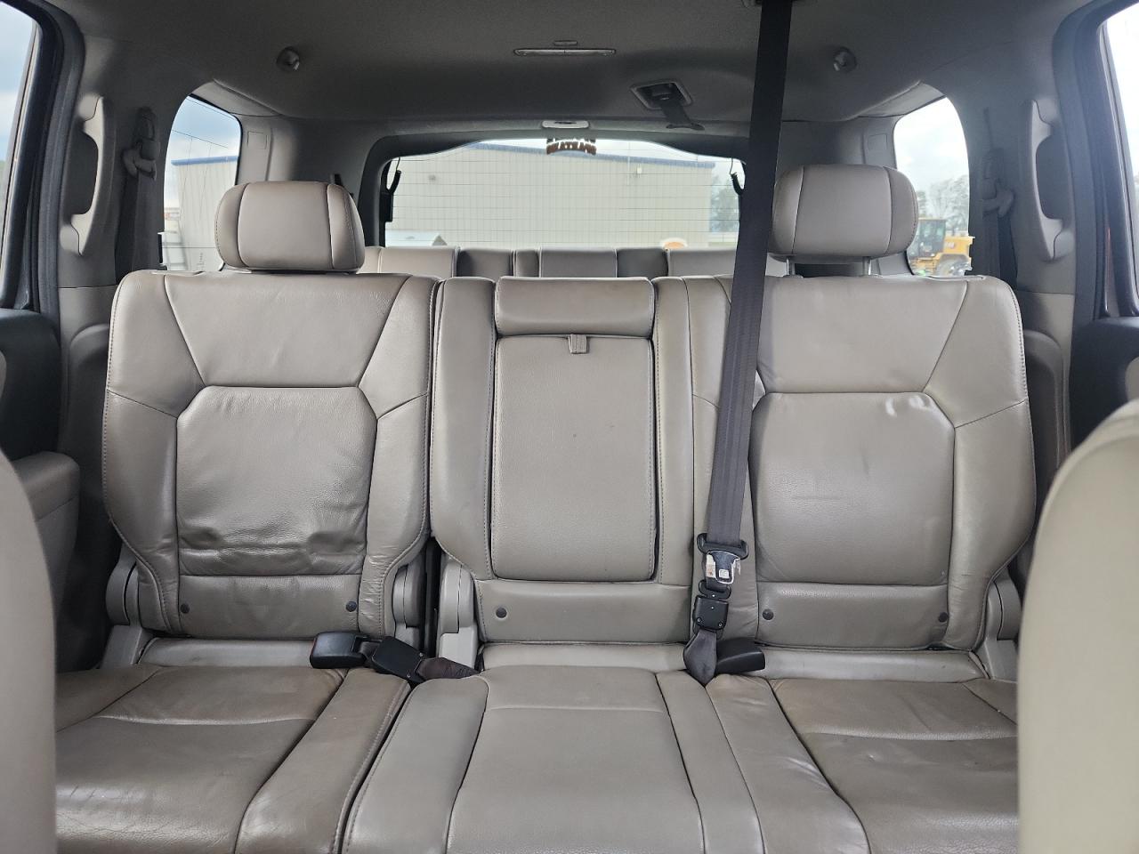 2011 Honda Pilot Exl VIN: 5FNYF3H52BB009032 Lot: 81861355