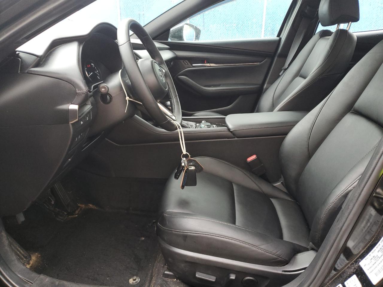 2024 Mazda 3 Preferred VIN: JM1BPALM6R1704588 Lot: 81643415