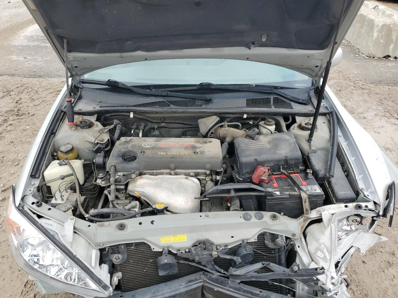 2003 Toyota Camry Le VIN: 4T1BE32K83U681852 Lot: 81707835