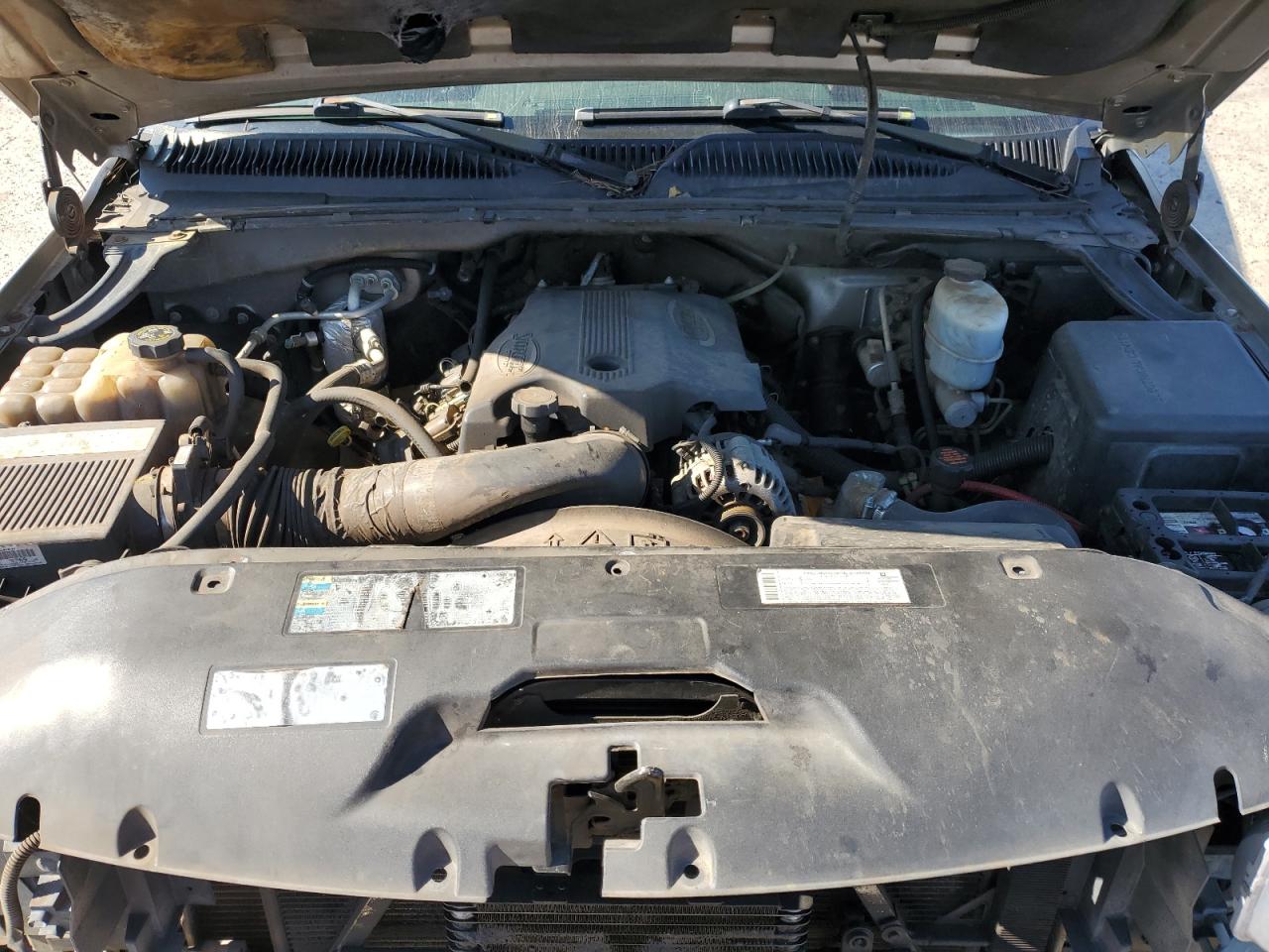 2002 GMC Sierra C2500 Heavy Duty VIN: 1GTHC29G32E215688 Lot: 80677685