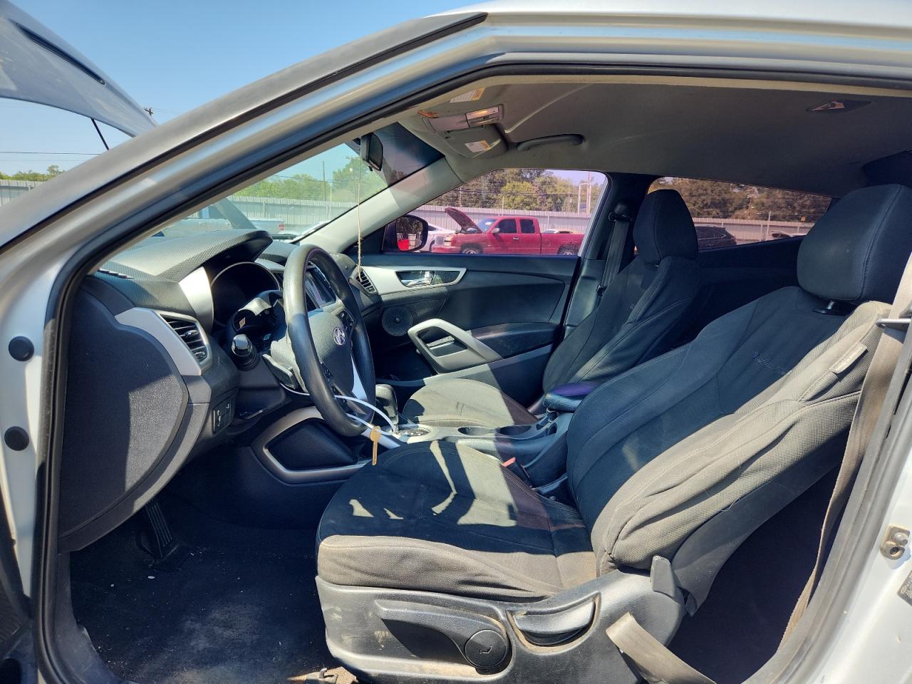 2015 Hyundai Veloster VIN: KMHTC6AD8FU224493 Lot: 71479985