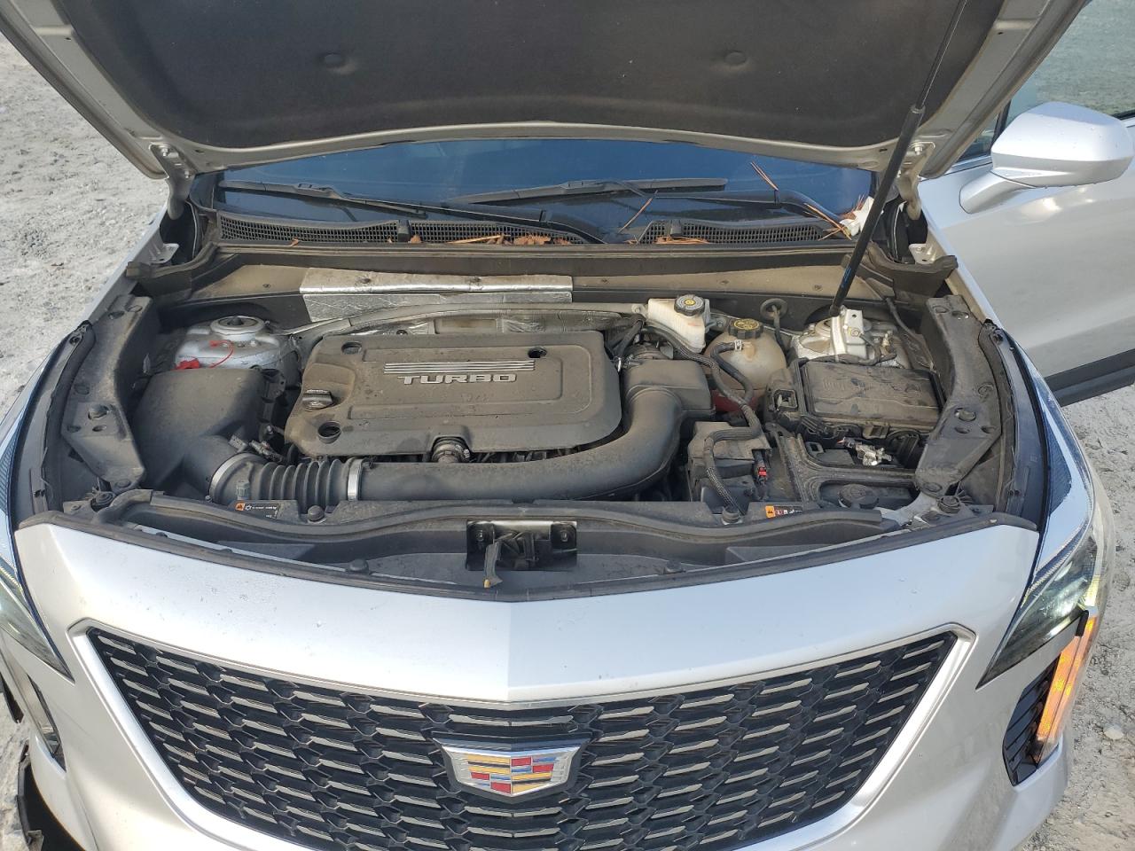 2019 Cadillac Xt4 Luxury VIN: 1GYAZAR41KF229190 Lot: 81440085