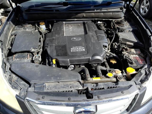 2011 SUBARU LEGACY 