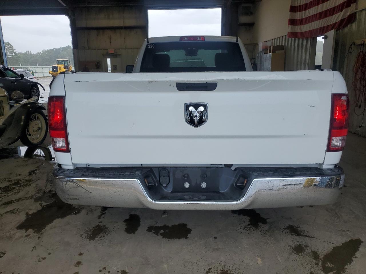 2022 Ram 1500 Classic Tradesman VIN: 3C6JR6DT8NG187788 Lot: 80443675