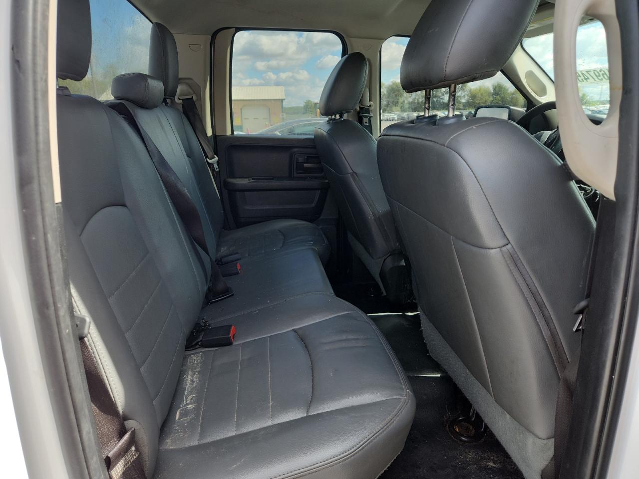 2017 Ram 1500 St VIN: 1C6RR6FG4HS551060 Lot: 82169745