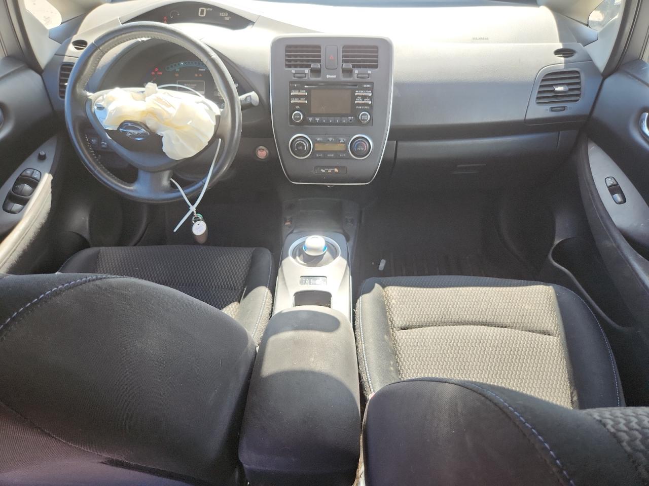 2015 Nissan Leaf S VIN: 1N4AZ0CP8FC320327 Lot: 80351245