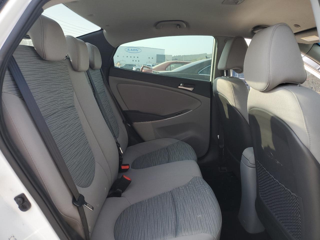 2015 Hyundai Accent Gls VIN: KMHCT4AE1FU937717 Lot: 80961025