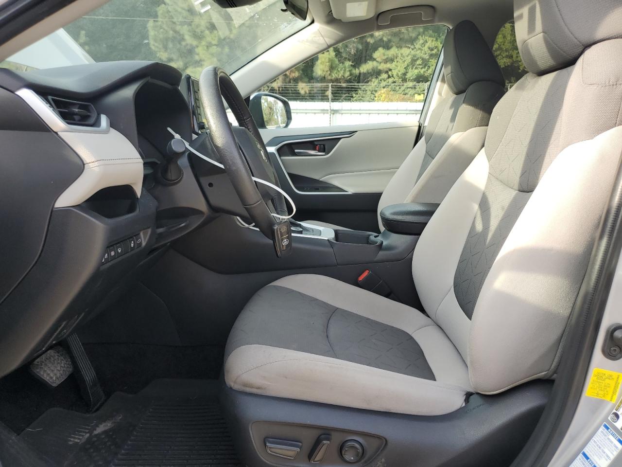 2022 Toyota Rav4 Xle VIN: 4T3RWRFV2NU050401 Lot: 81446325