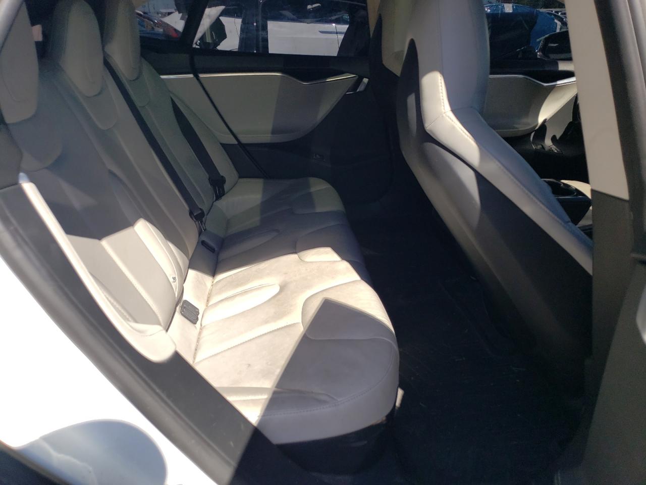 2014 Tesla Model S VIN: 5YJSA1H14EFP60708 Lot: 84704425